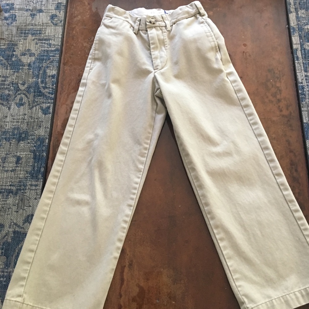 GapKids Easy Fit
Boys’ Size 7 Slim Khaki Pants